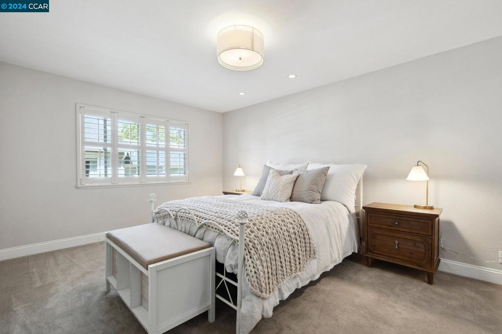 RUDGEAR ESTATES - Residential