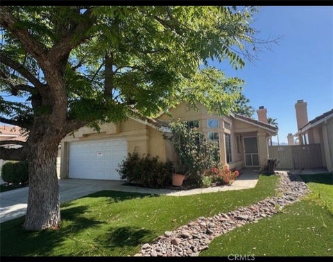 Photo of 27364 Family Circle Cir, Menifee, CA 92586 (MLS # SW26135267)