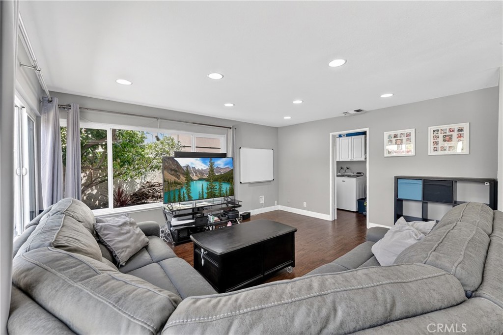 3631 Claremont