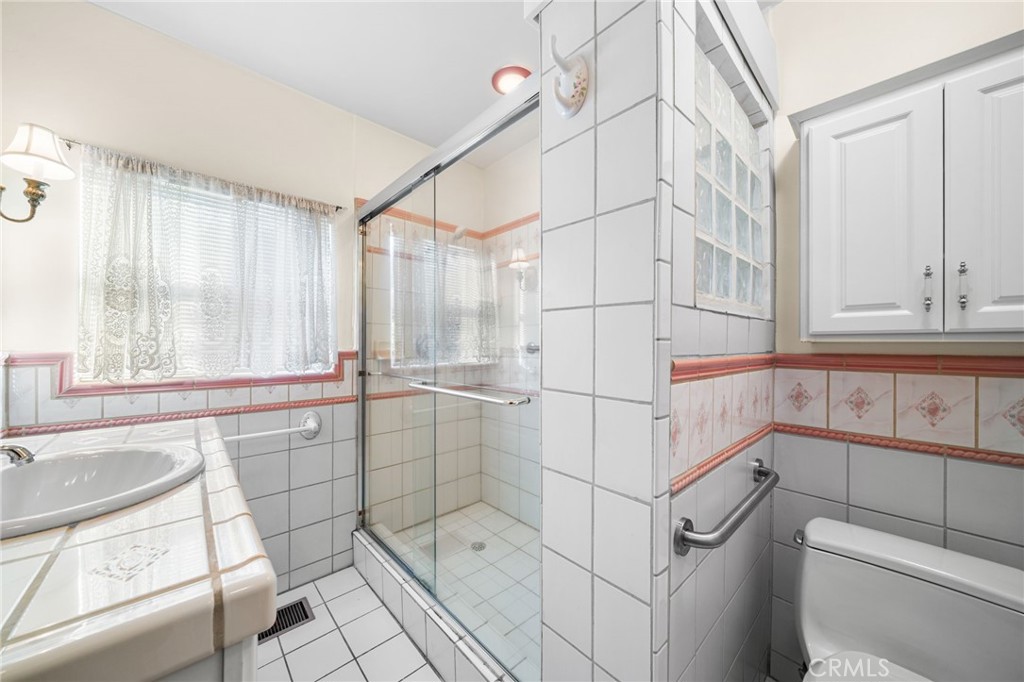 California Heights (CH) - Residential