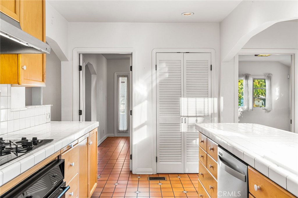 California Heights (CH) - Residential