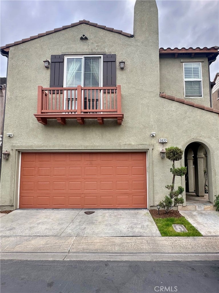 3522 W Hughes LN