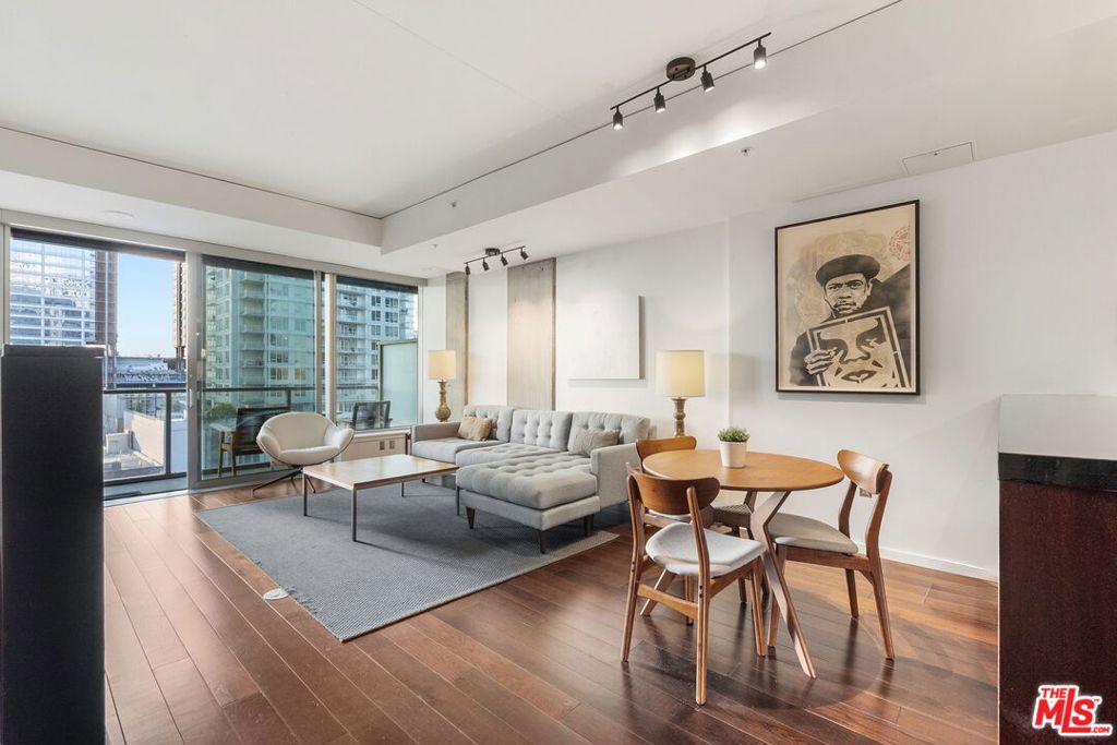 1155 S Grand Avenue 808