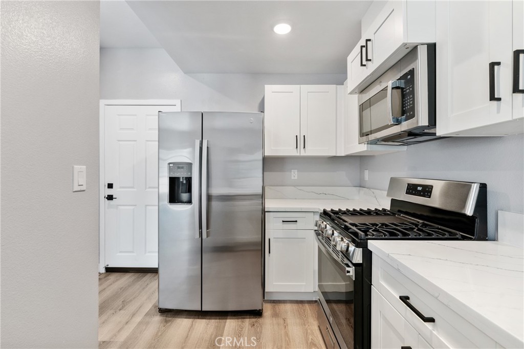 15447 Pomona Rincon Road 208
