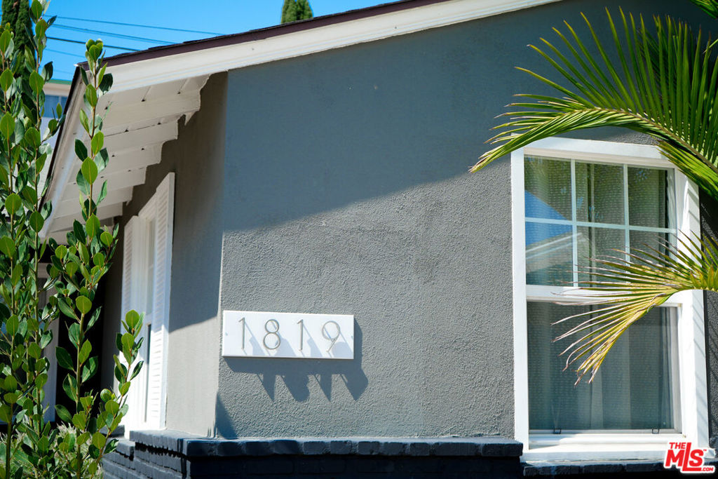 1819 W 129th Street