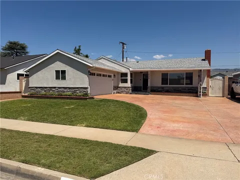 MLS: TR26101248