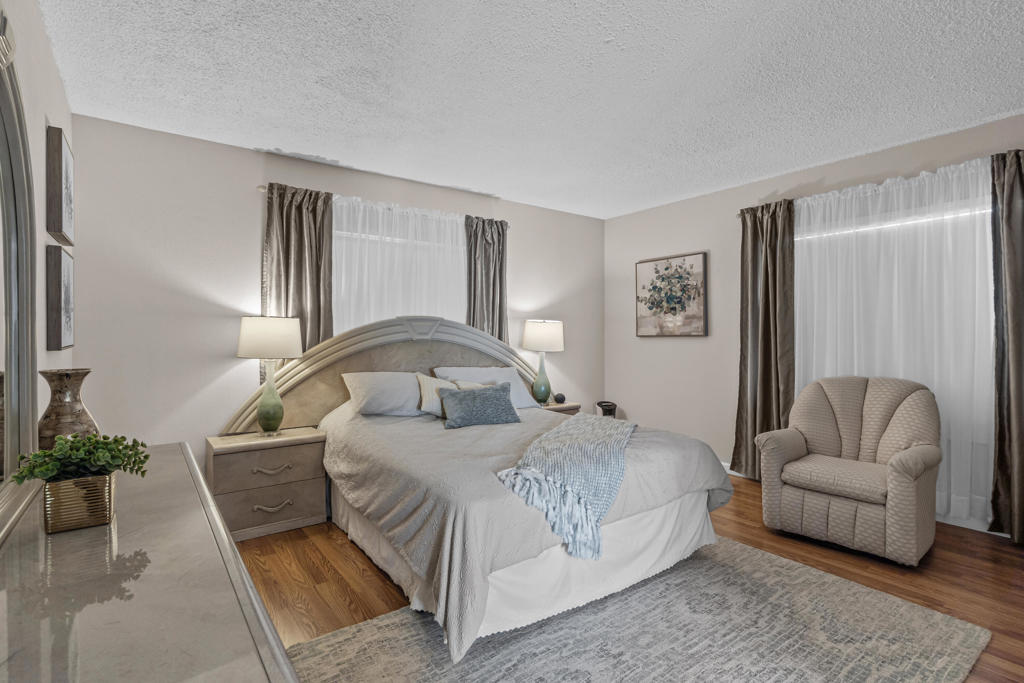 Skys Haven - Manufactured In Park