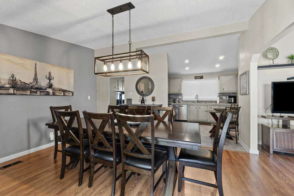 Skys Haven - Manufactured In Park