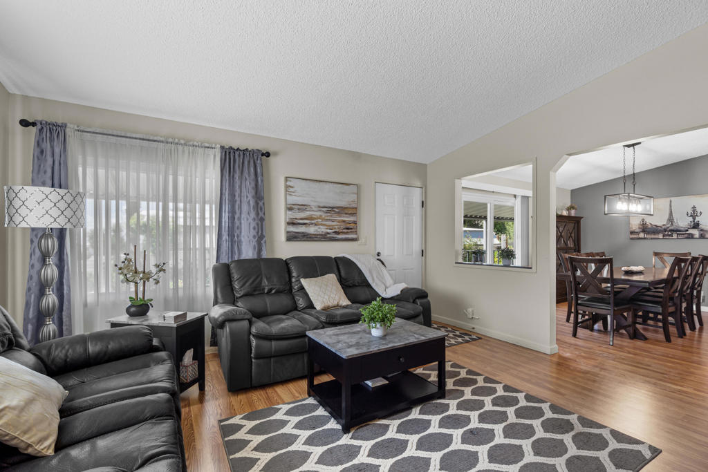 Skys Haven - Manufactured In Park