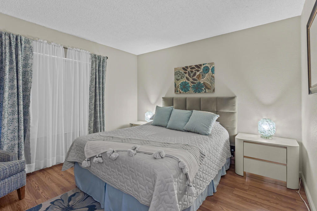 Skys Haven - Manufactured In Park