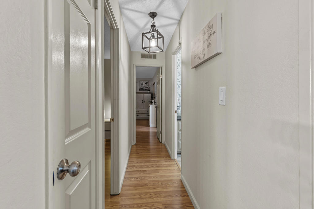 Skys Haven - Manufactured In Park