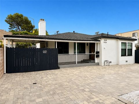 Photo of 4538 Tujunga Avenue, Studio City, CA 91602 (MLS # OC26095933)