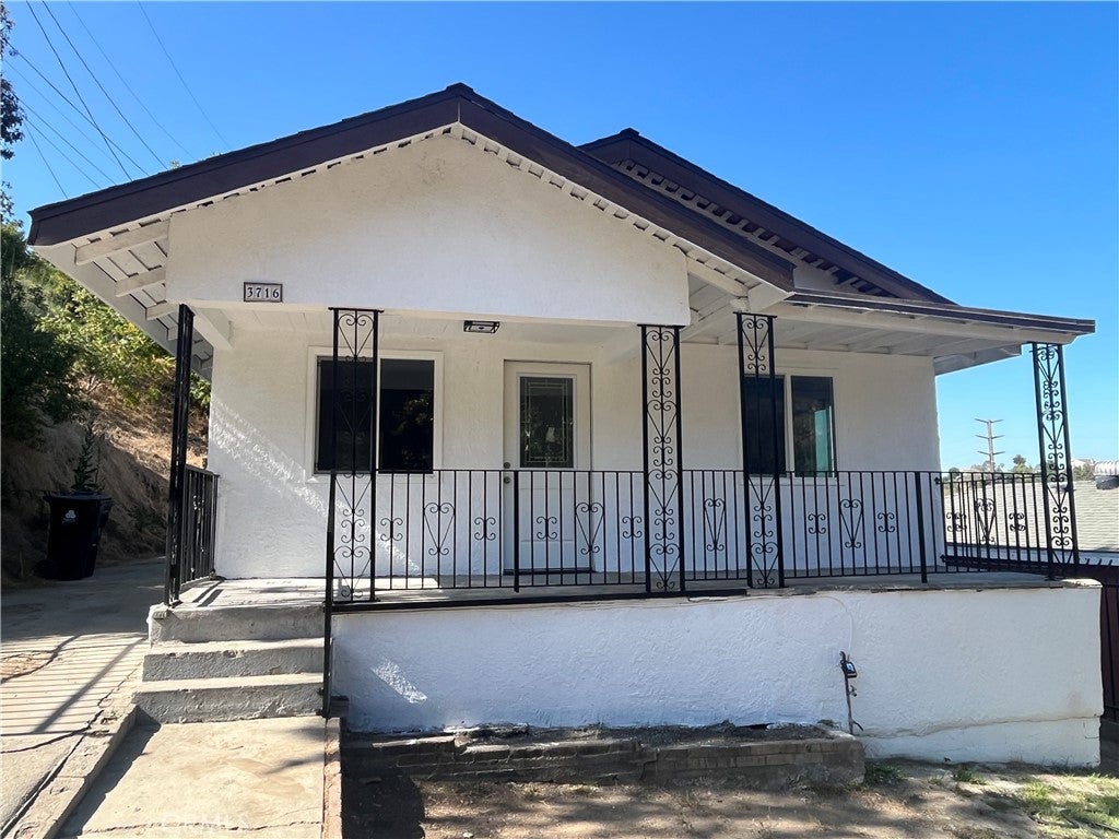 3716 Flora Avenue