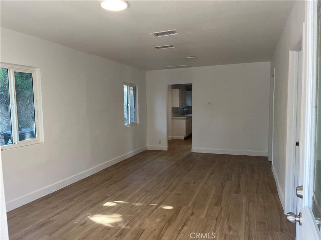 3716 Flora Avenue