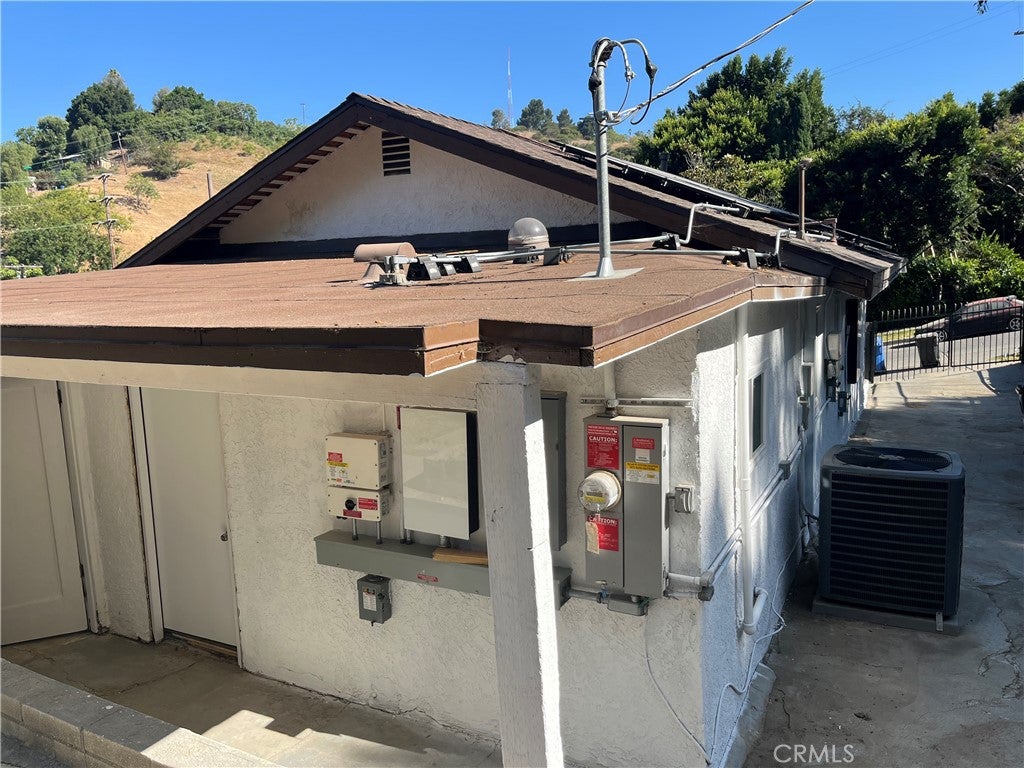 3716 Flora Avenue