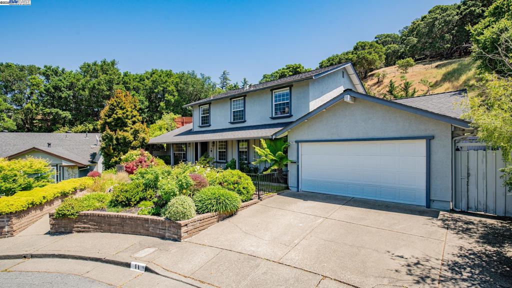 11 Oak Tree Court Ct