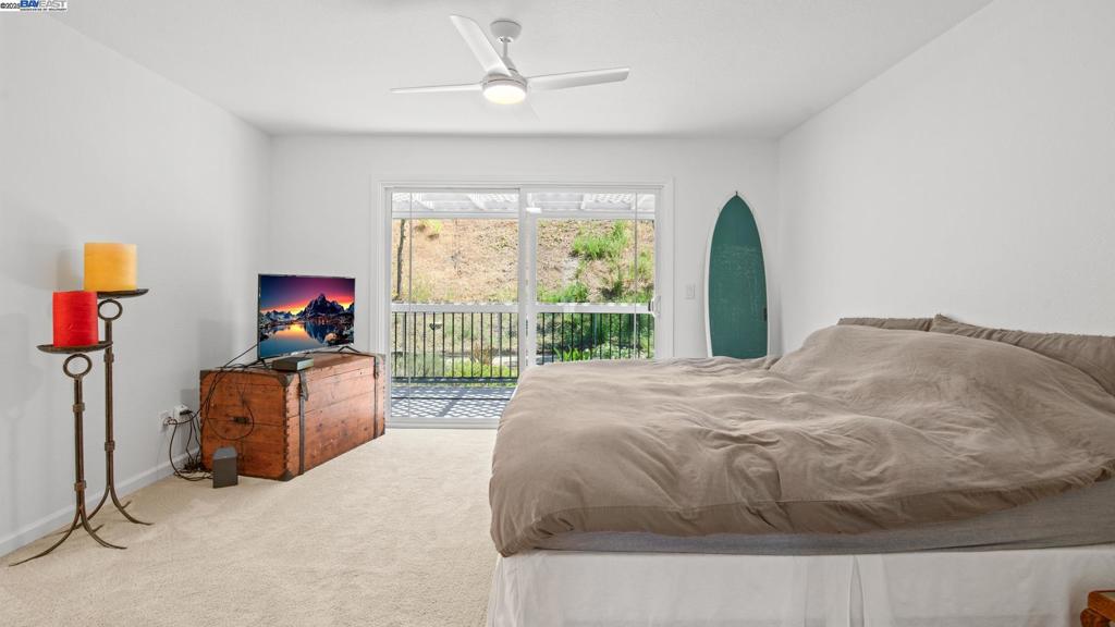 11 Oak Tree Court Ct