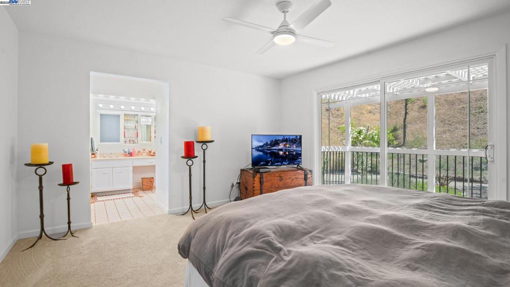 11 Oak Tree Court Ct