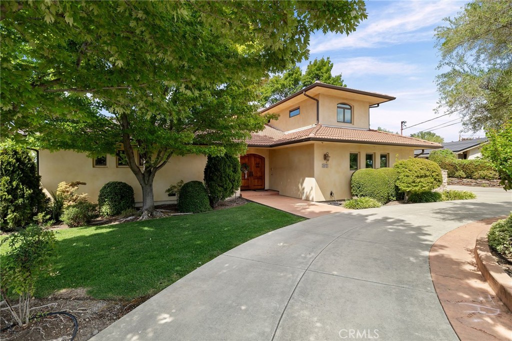 1479 Oak Ridge Drive