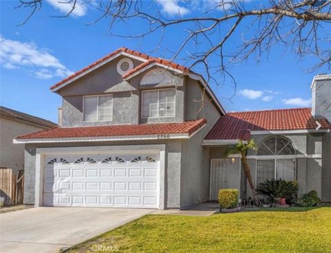 Photo of 2266 N Forest AVE, Rialto, CA 92377 (MLS # IV26105582)