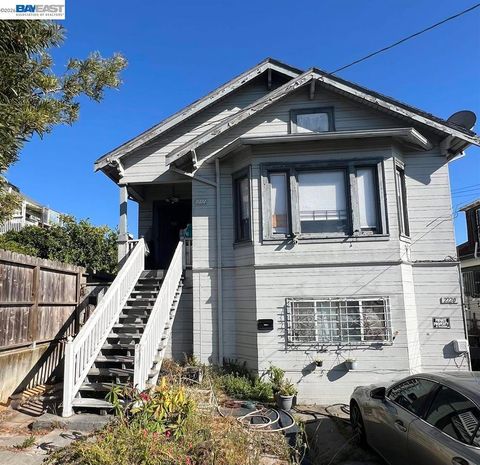 Photo of 2222 Inyo Ave Ave, Oakland, CA 94601 (MLS # 41130901)