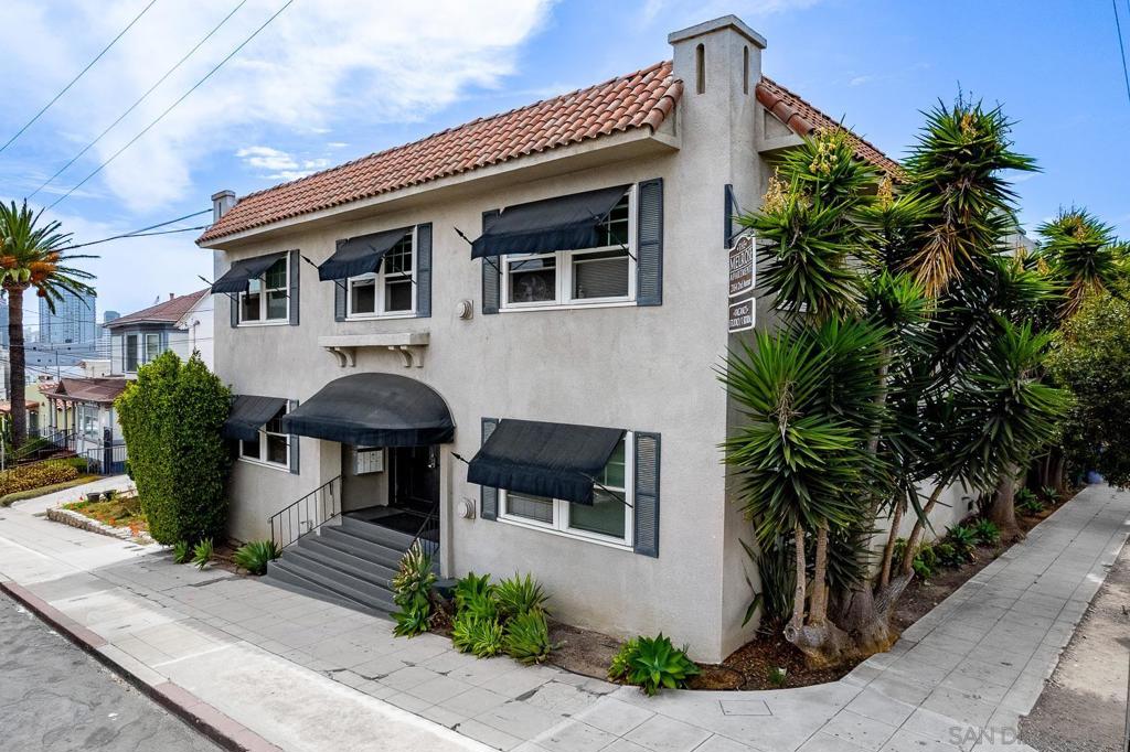 2164 2nd Ave