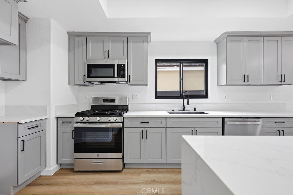 15013 Kingsdale Ave.