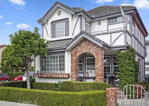 Photo of 498 Park Ave AVE, Newport Beach, CA 92662 (MLS # NP26107302)