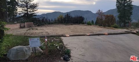 Photo of 1835 Michael Lane, Pacific Palisades, CA 90272 (MLS # 25618809)