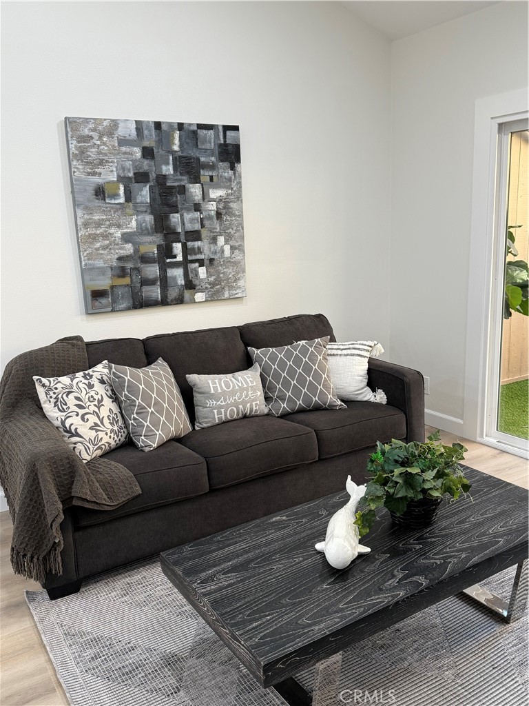 23551 Avenida La Caza 129