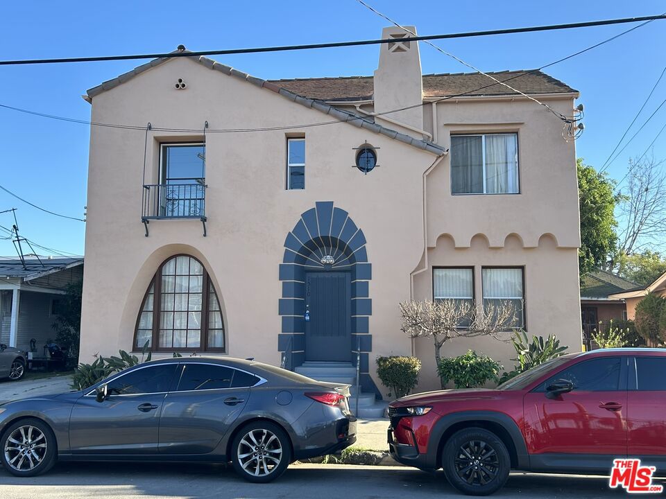 Photo 1 of 20 — 1506 W 36th Street, Los Angeles, CA 90018
