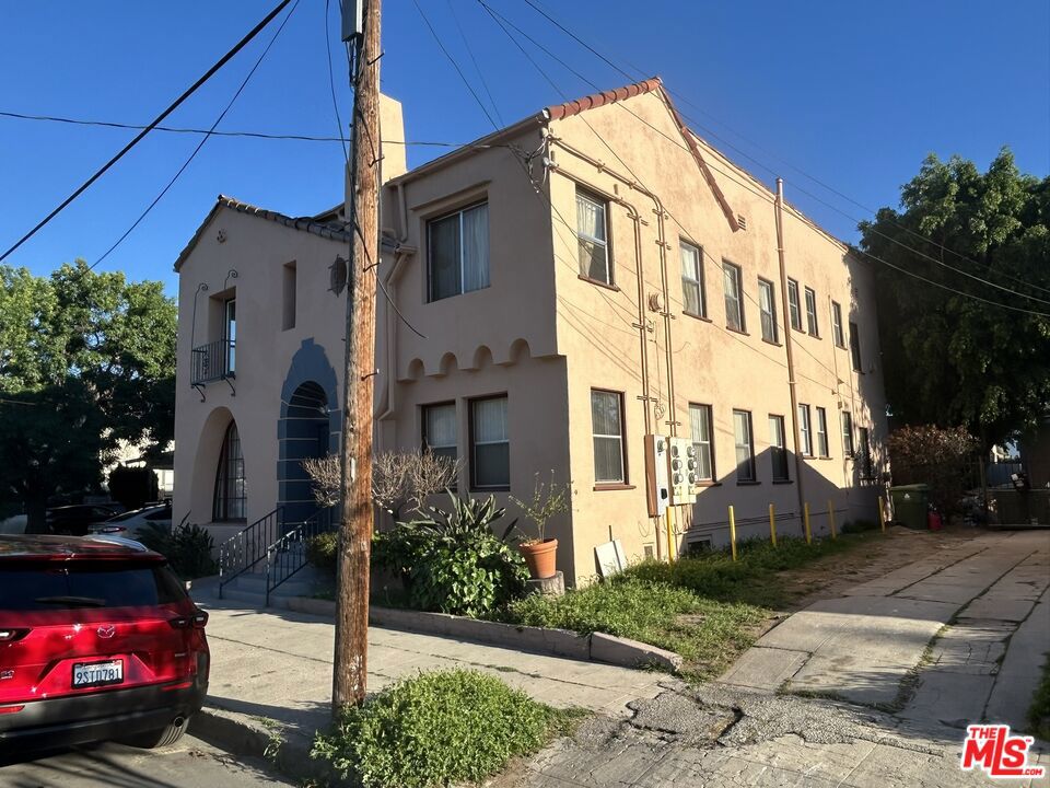 1506 W 36th Street