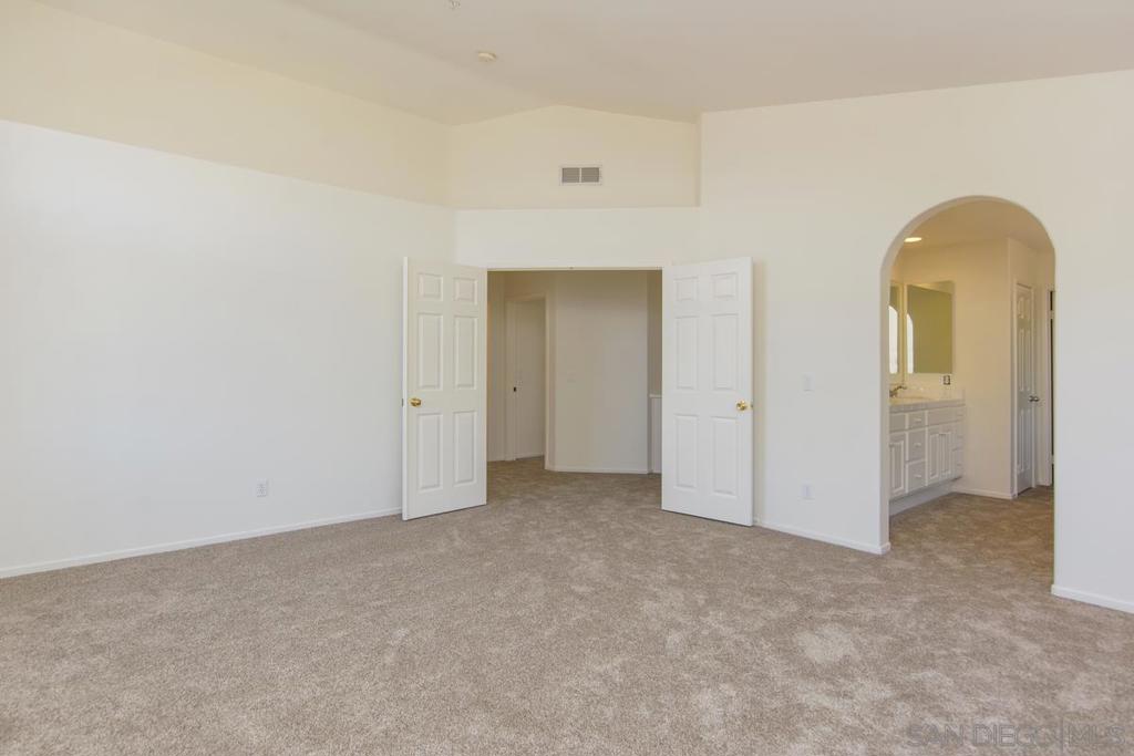 East Escondido - Residential Lease