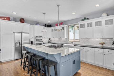 Photo of 614 Manhattan Beach Boulevard, Manhattan Beach, CA 90266 (MLS # SB26145299)