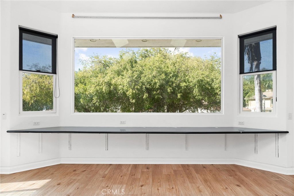 Lake Forest Keys (LK) - Residential