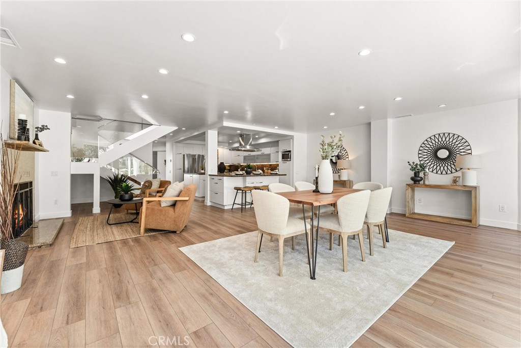 Lake Forest Keys (LK) - Residential