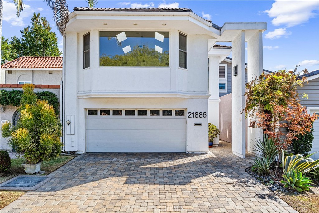 Lake Forest Keys (LK) - Residential