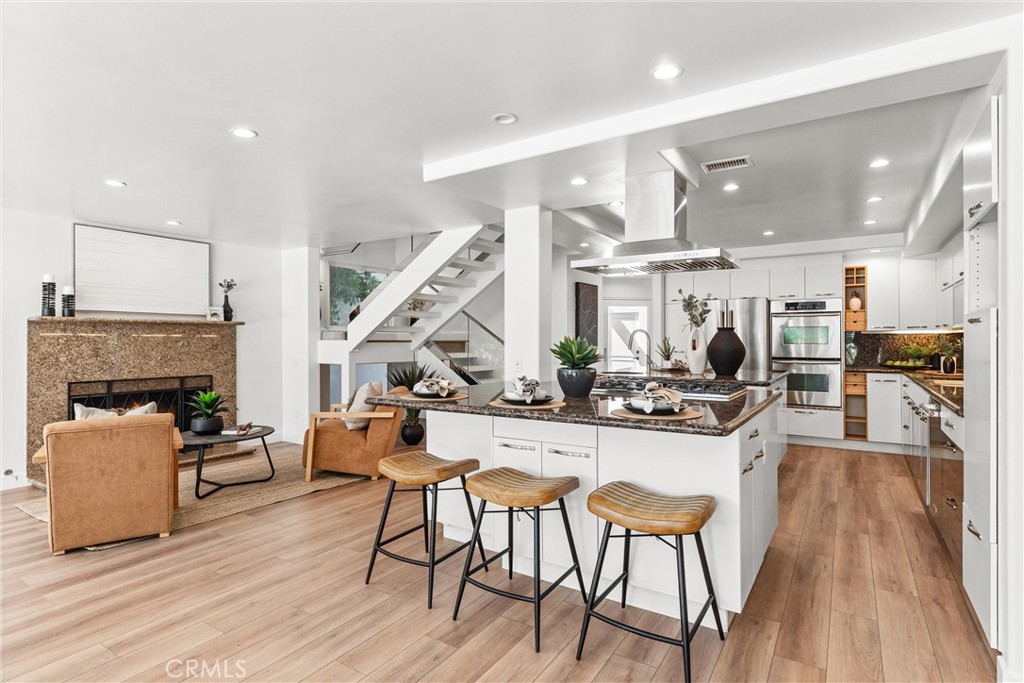 Lake Forest Keys (LK) - Residential