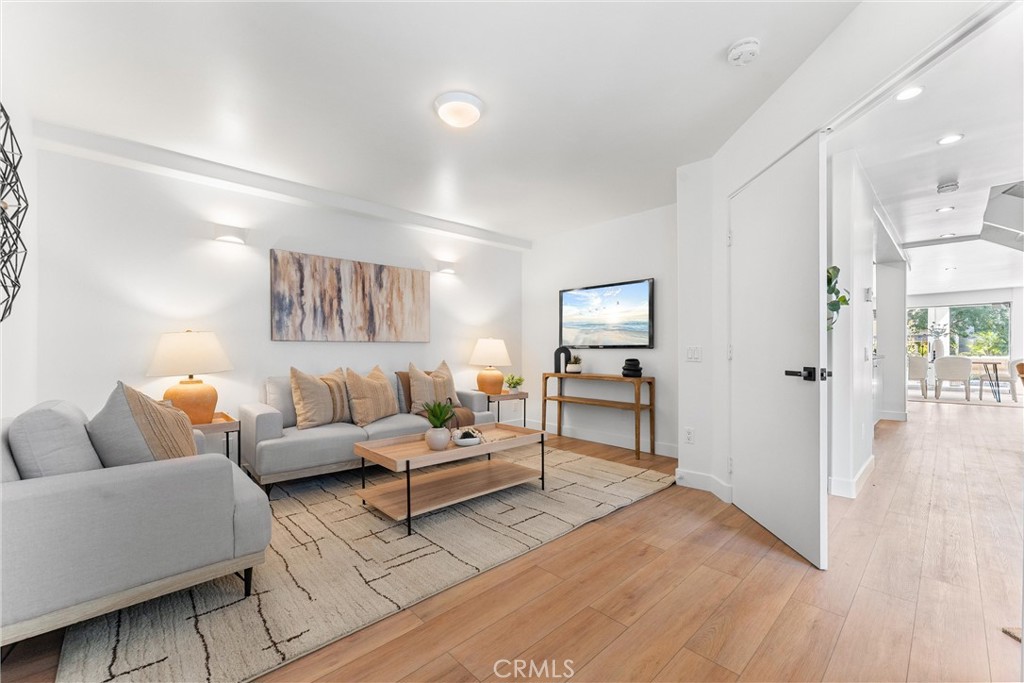 Lake Forest Keys (LK) - Residential