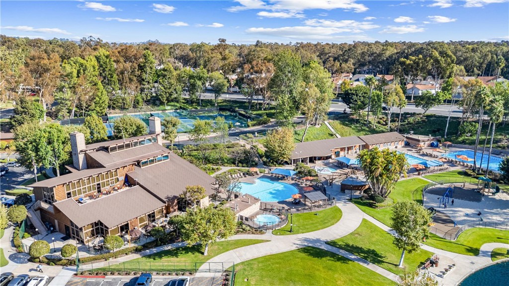 Lake Forest Keys (LK) - Residential