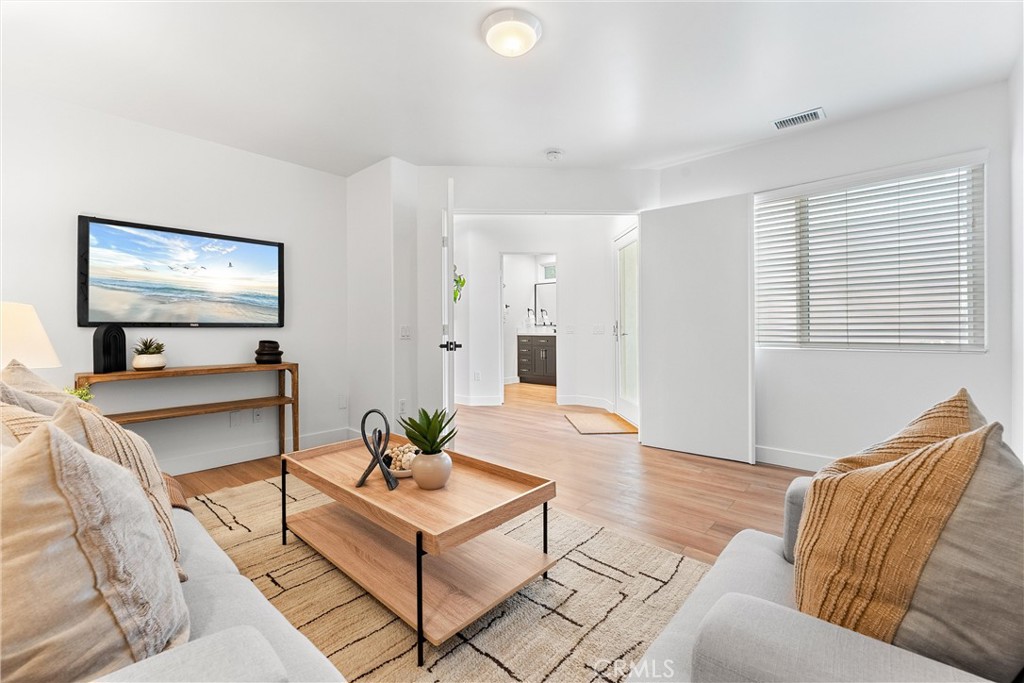 Lake Forest Keys (LK) - Residential