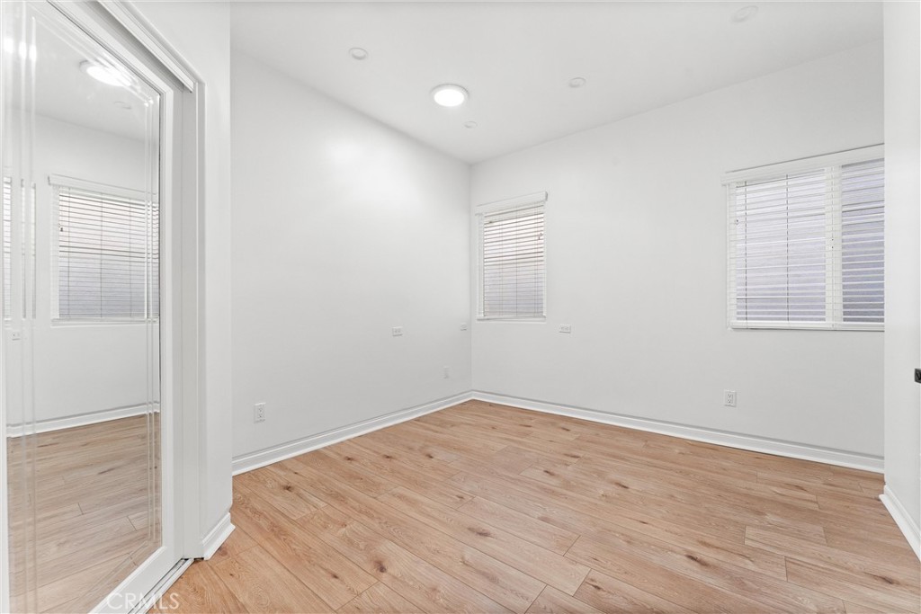 Lake Forest Keys (LK) - Residential