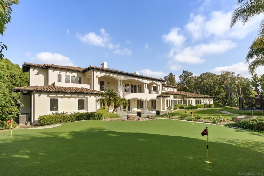 16301 Avenida De Los Olivos