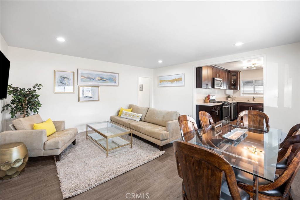 1837 E Colorado Blvd