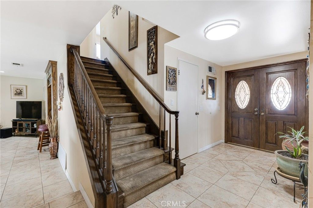 Photo of 13365 Mission Tierra Way, Granada Hills, CA 91344 (MLS # SR26045400)