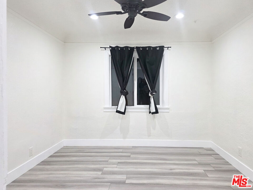 TRACT # 7243 LOT 73 - Residential