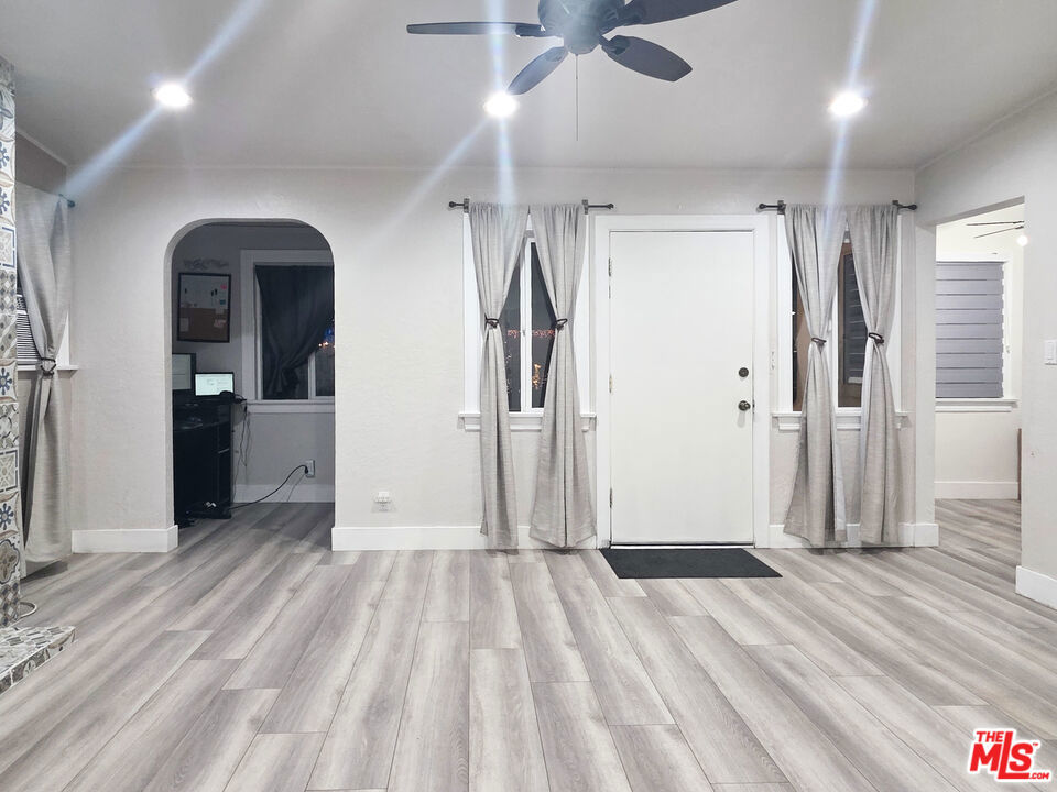 TRACT # 7243 LOT 73 - Residential