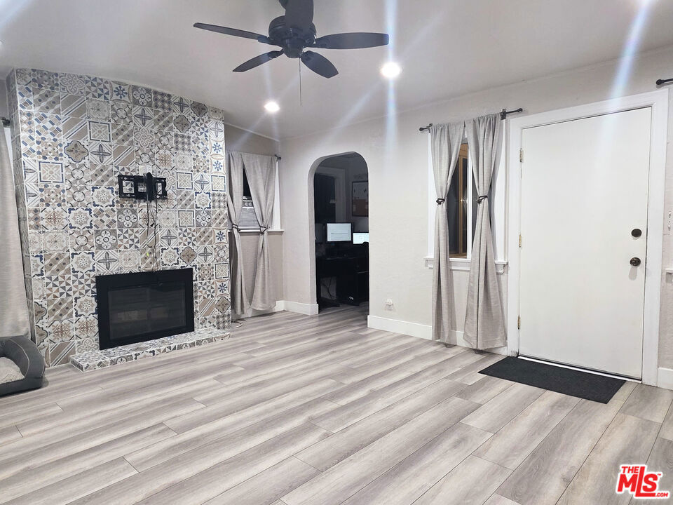 TRACT # 7243 LOT 73 - Residential