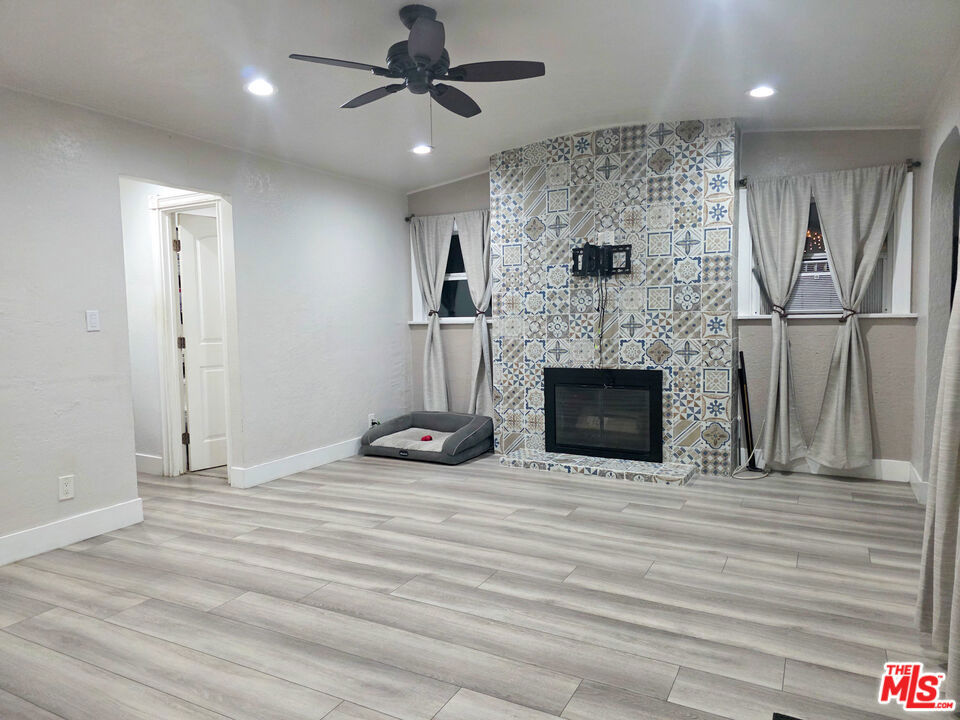 TRACT # 7243 LOT 73 - Residential