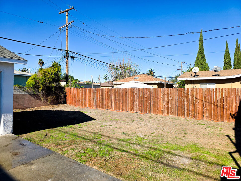 TRACT # 7243 LOT 73 - Residential